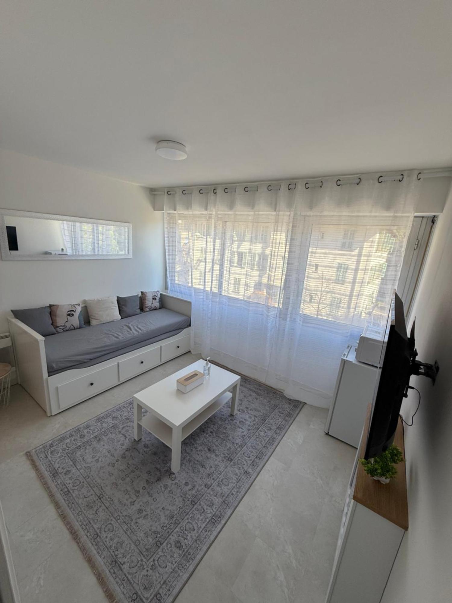 Studio Cosy Entierement Equipe Nice Exteriör bild